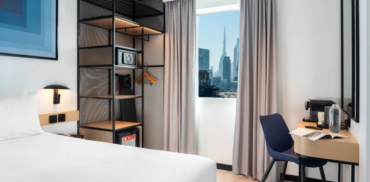 ibis-dubai-one-central-queen-room-02-web-cover-2