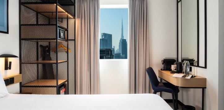 ibis-dubai-one-central-queen-room-04-web-cover-2